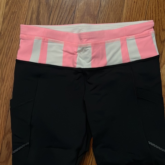 Lululemon crop 17” leggings sz 6 - Picture 2 of 7